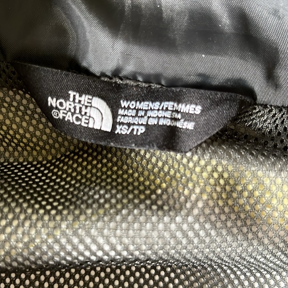 The North Face Rain Jacket - Picture 6 of 8